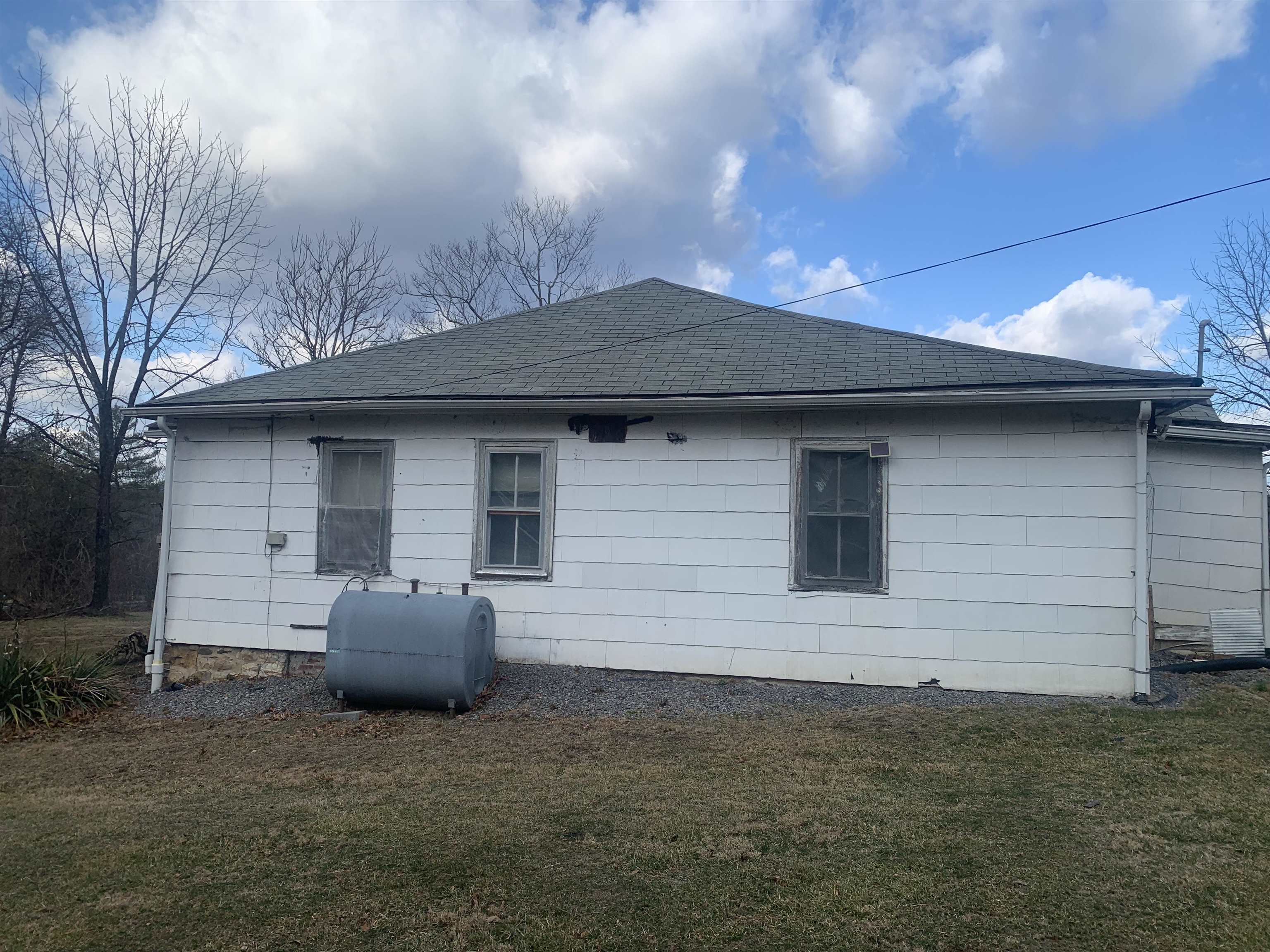 100 Edgewood Lane Warm Springs, VA 24484 - Photo 3 of 4 a backyard of house with seating space