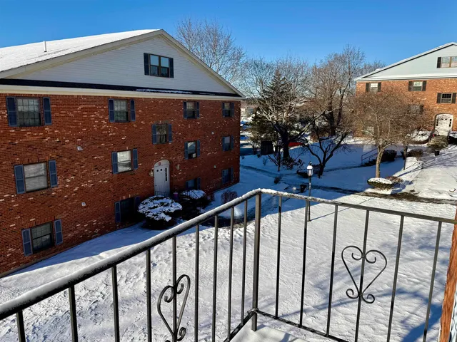 $2,150 | 4 Fairfax Avenue, Unit 324, Derry, NH 03038