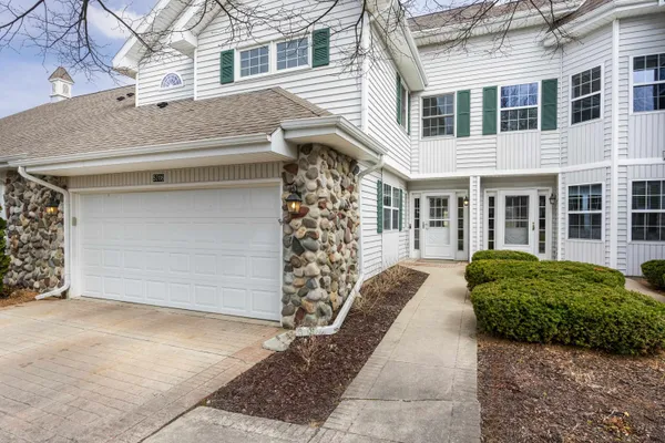 $529,000 | 5708 Steeplechase Drive, Unit 8, Waunakee, WI 53597