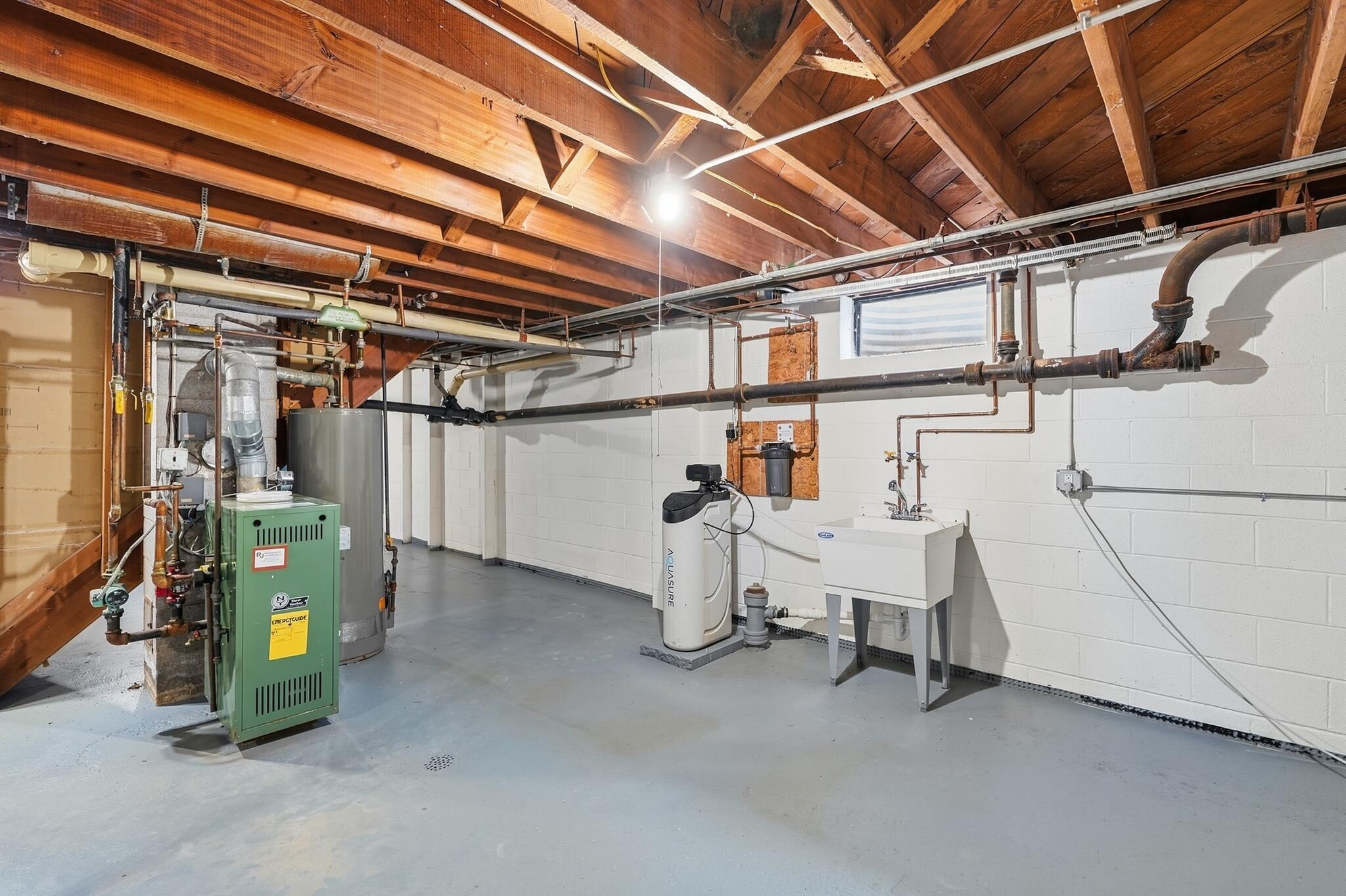 7526 West County Line Road Mequon, WI 53092 - Photo 49 of 72 49_Basement_Utility