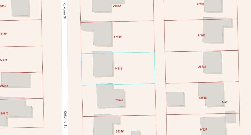 2014 Kokomo Street Plainview, TX 79072 - Photo 2 of 9 a picture of a bathroom with a picture of a bathroom