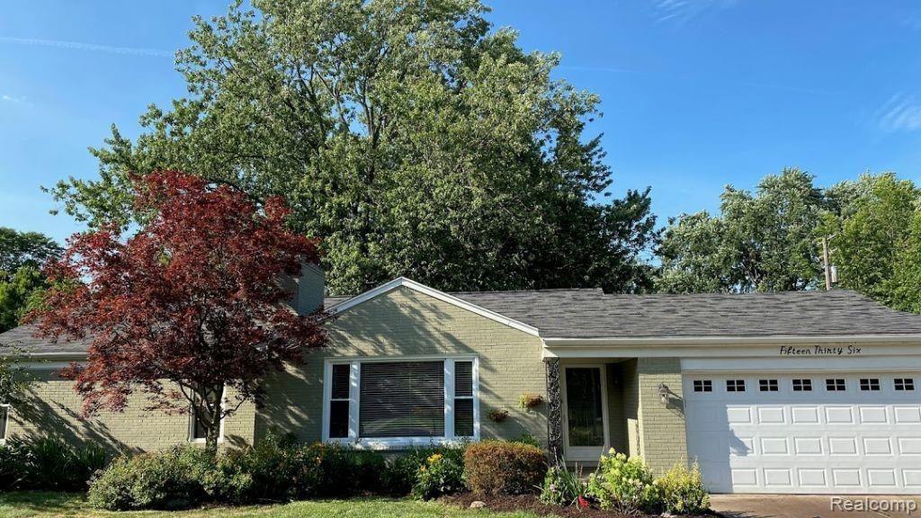 1536 North Renaud Road Grosse Pointe Woods, MI 48236 - Photo 2 of 25