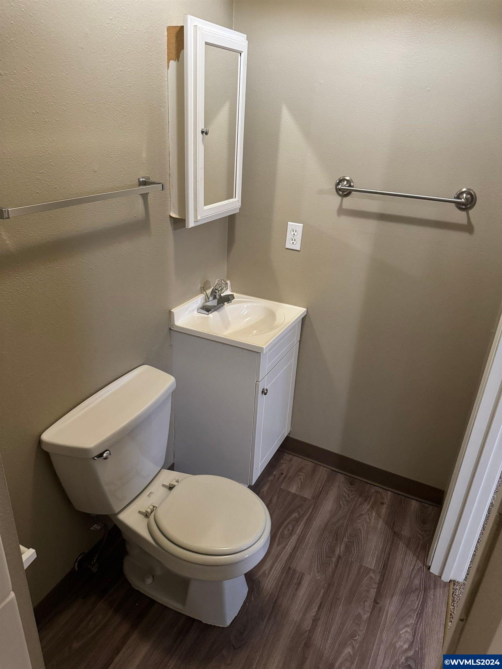 6090 Fircrest Street Southeast Salem, OR 97306 - Photo 38 of 45