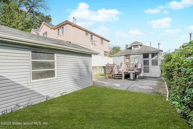 $525,000 | 339 Freeborn Street | Midland Beach