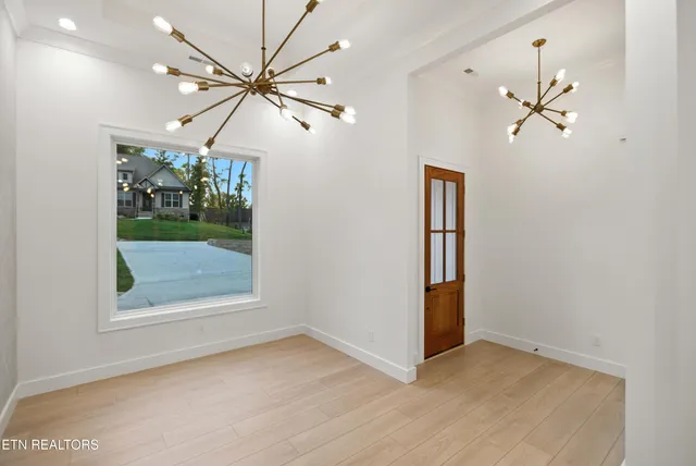 $819,900 | 238 Gadusi Way, Loudon, TN 37774