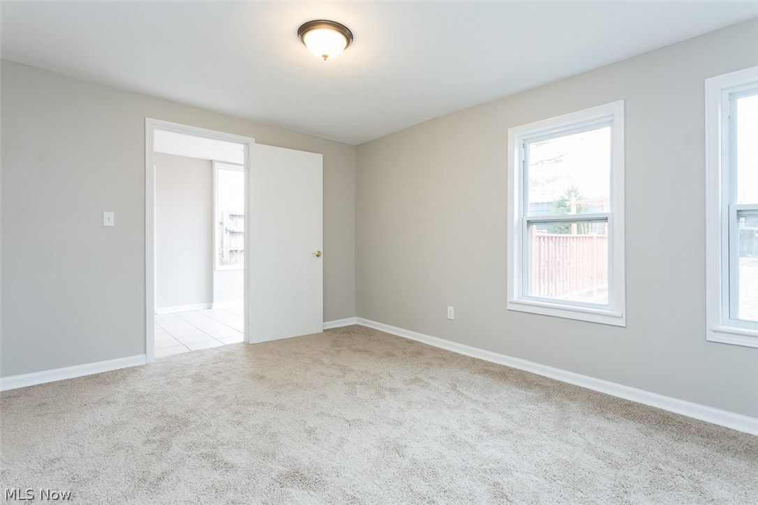 8701 Lynnhaven Road Parma Heights, OH 44130 - Photo 17 of 29