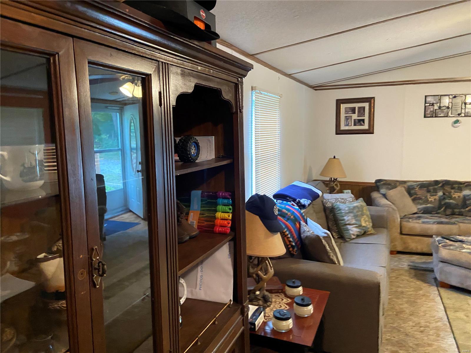 1040 Raintree Road Carrier Mills, IL 62917 - Photo 12 of 37 Gallery Image 12