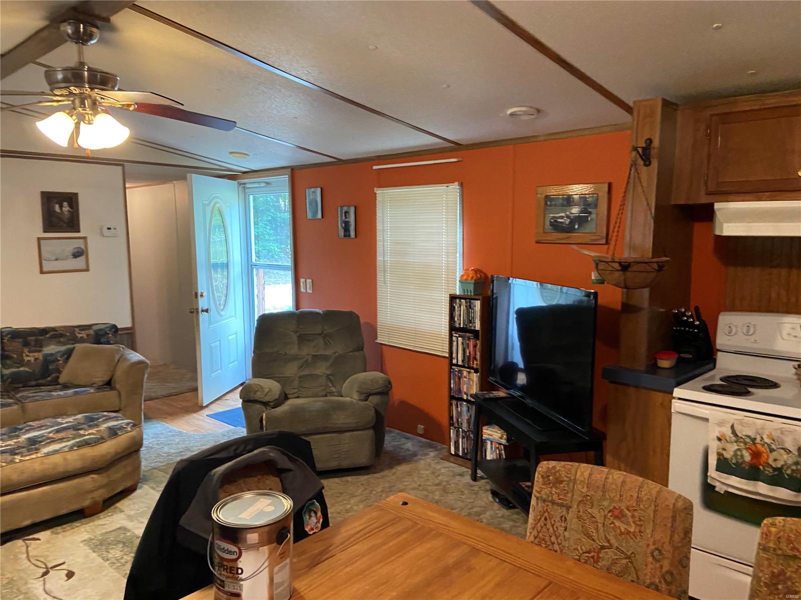 1040 Raintree Road Carrier Mills, IL 62917 - Photo 13 of 37 Gallery Image 13