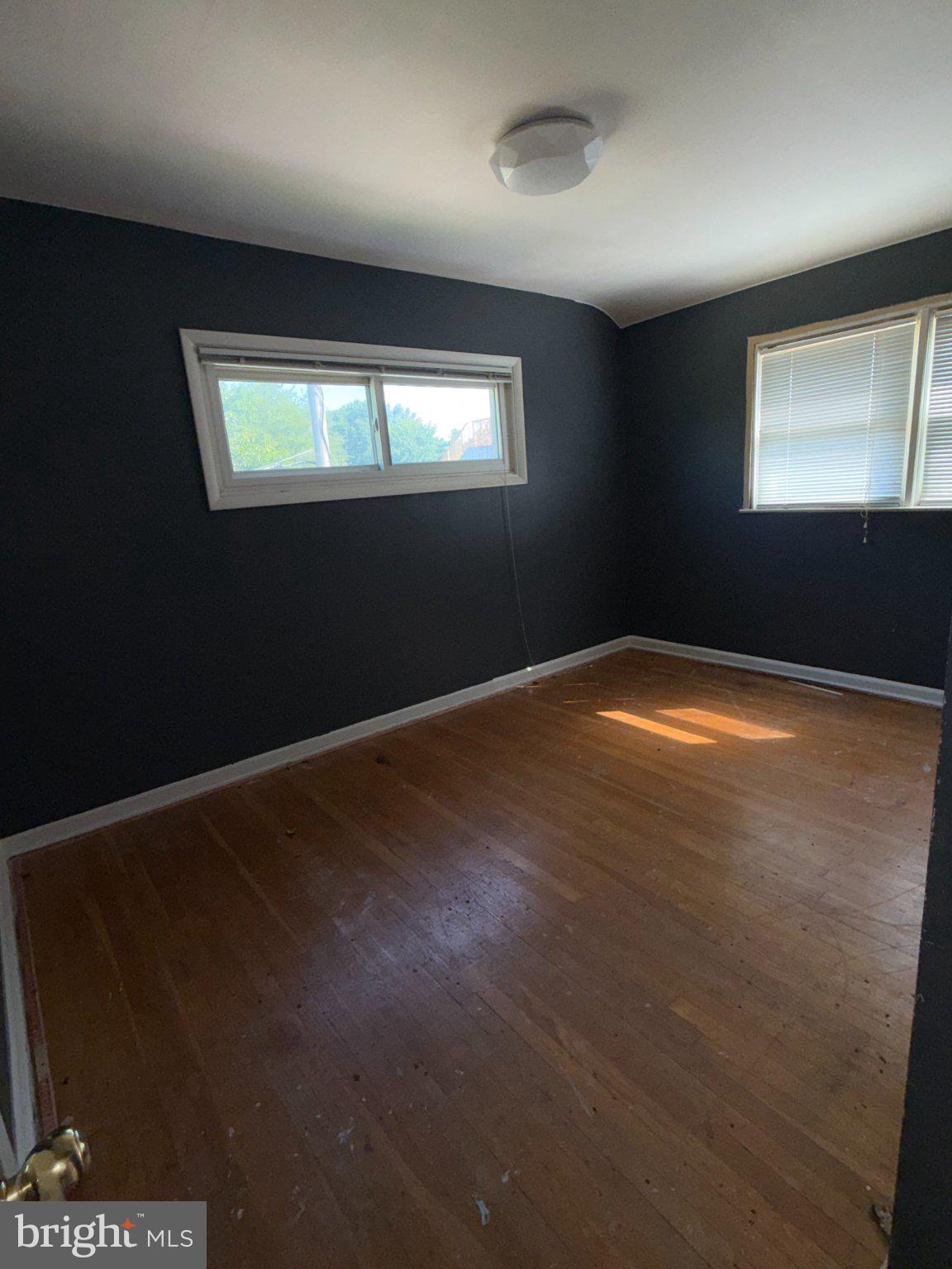 349 Southeastern Terrace Baltimore, MD 21221 - Photo 10 of 11
