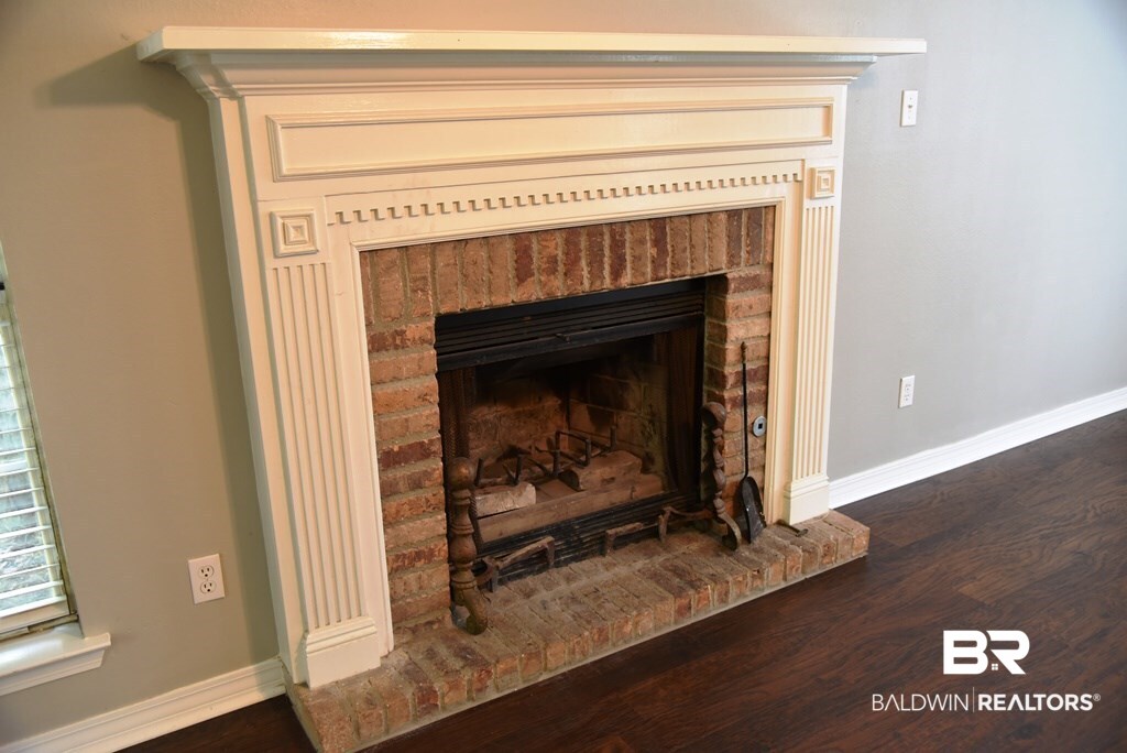 2423 West Road Mobile, AL 36693 - Photo 4 of 21