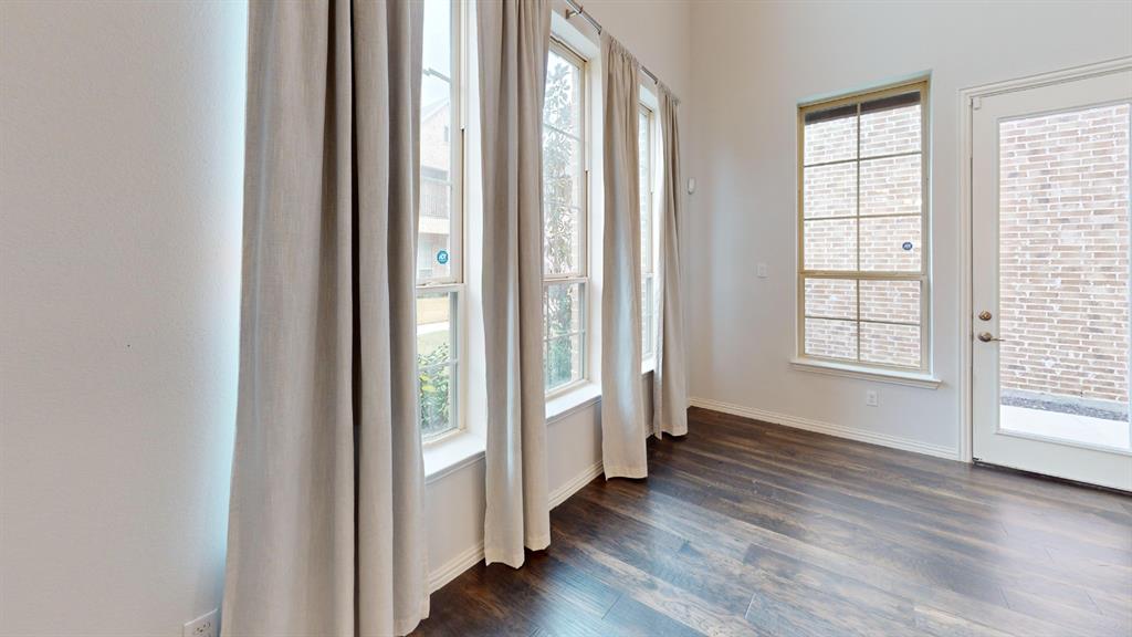 456 Renaissance Lane Irving, TX 75060 - Photo 11 of 25