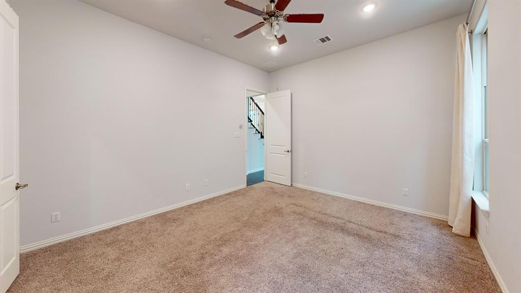 456 Renaissance Lane Irving, TX 75060 - Photo 12 of 25