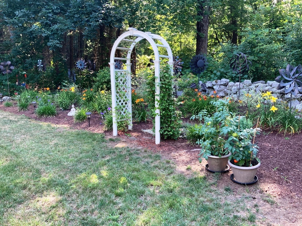 16 Chestnut Street Acton, MA 01720 - Photo 36 of 42