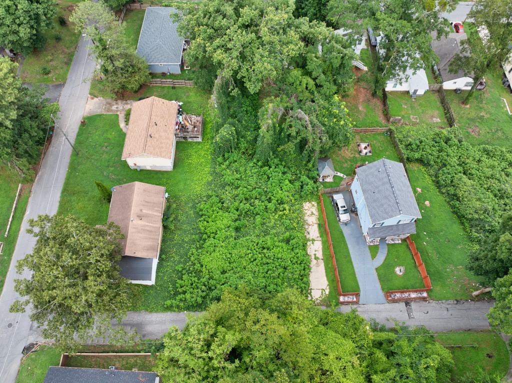 897 Oak Street Northwest Atlanta, GA 30318 - Photo 3 of 9