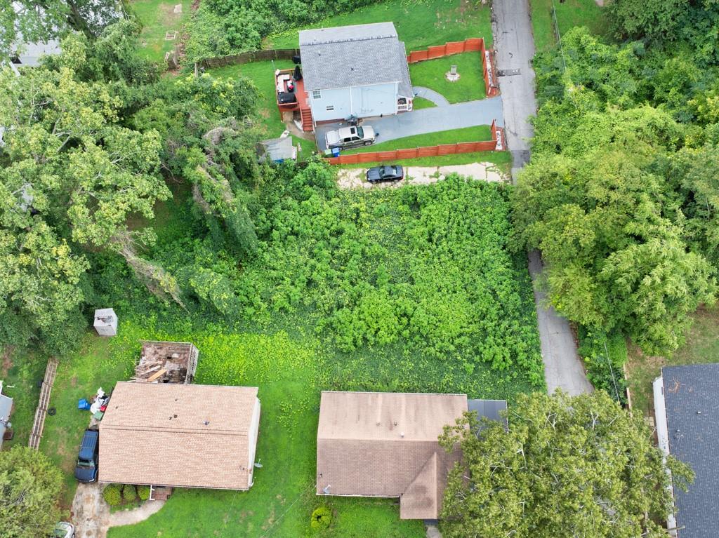897 Oak Street Northwest Atlanta, GA 30318 - Photo 4 of 9