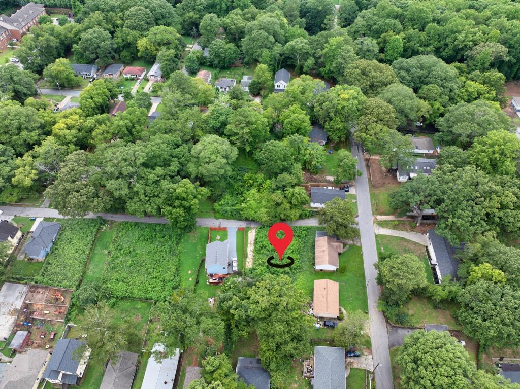 897 Oak Street Northwest Atlanta, GA 30318 - Photo 5 of 9