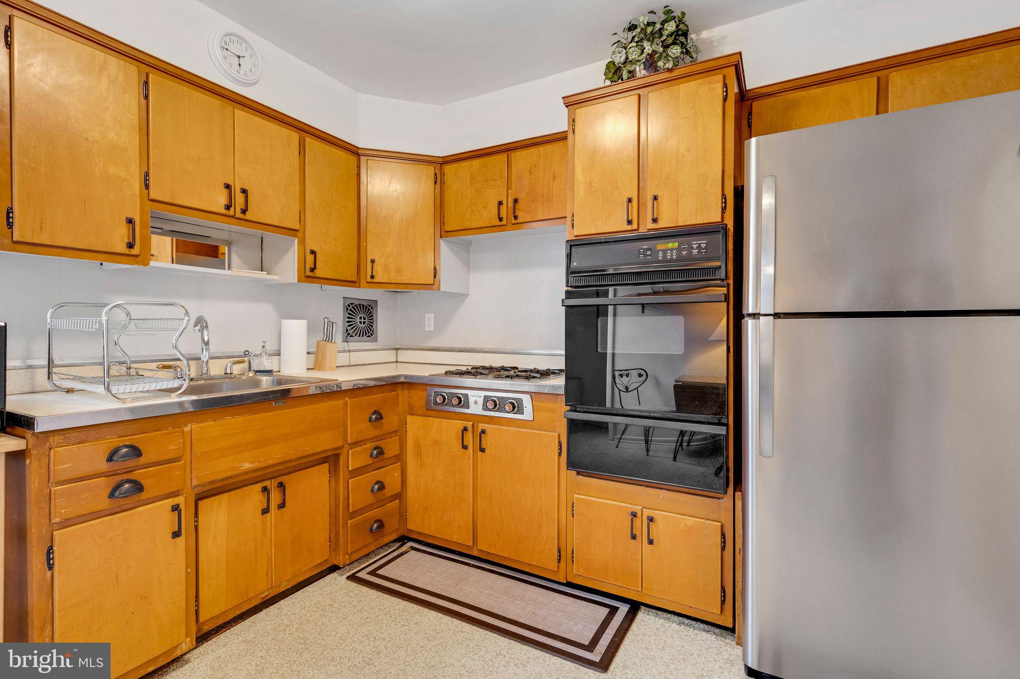 7659 Fillmore Street Philadelphia, PA 19111 - Photo 13 of 23