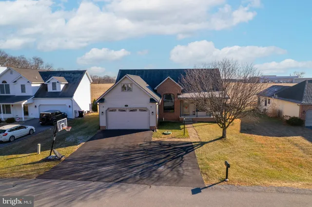 $339,900 | 4940 Carmack Court, Mercersburg, PA 17236