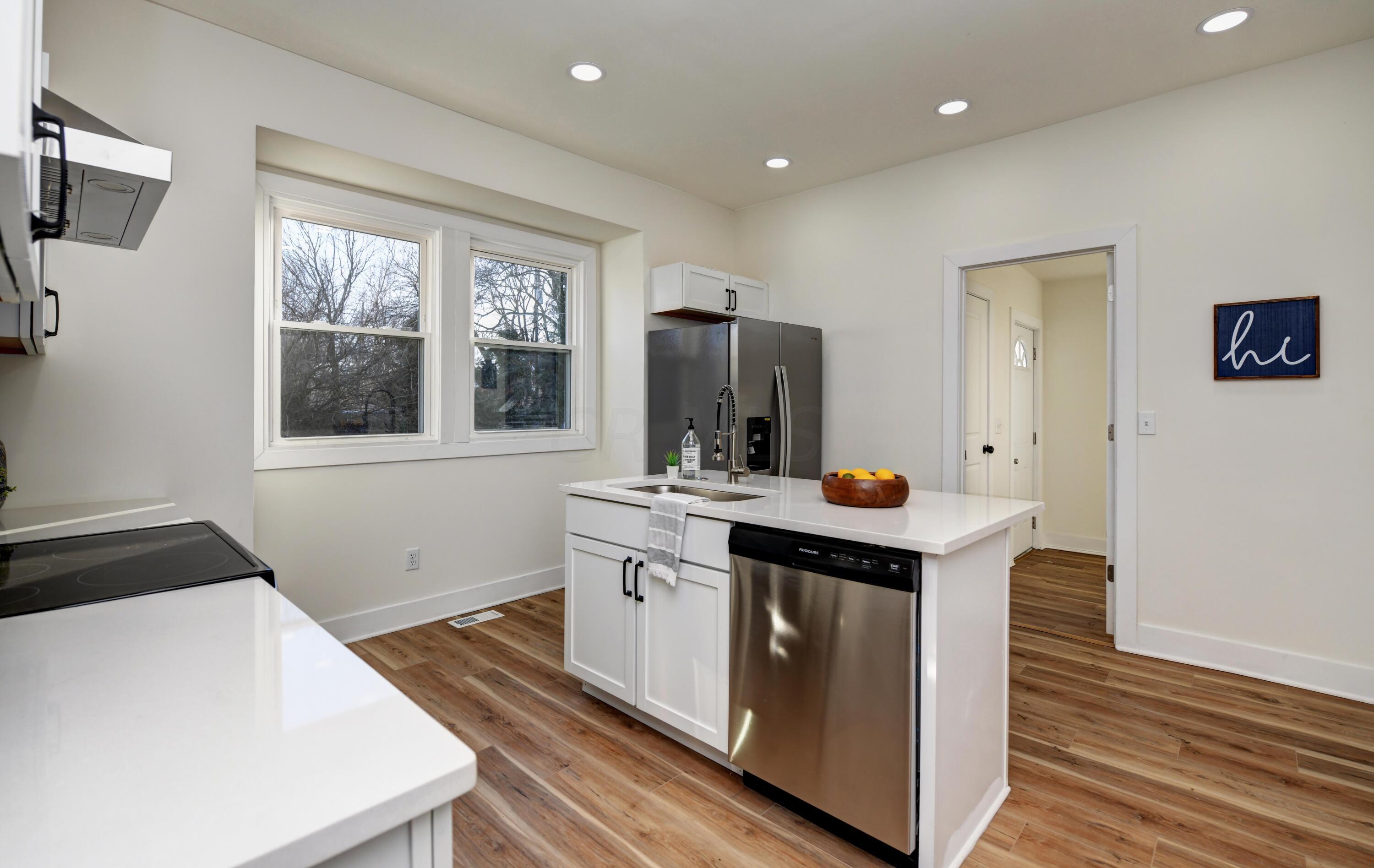 543 Berkeley Road Columbus, OH 43205 - Photo 14 of 31 Kitchen