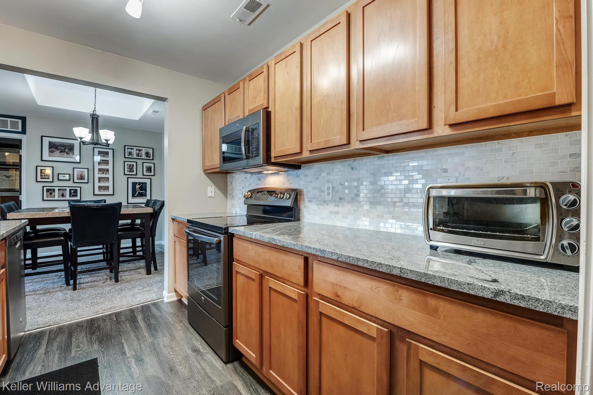 11858 Farmington Road Livonia, MI 48150 - Photo 14 of 31 Gallery Image 14