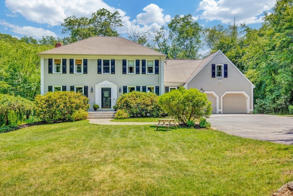 171 Scotland Road Newbury, MA 01951 - Photo 1 of 20 a front view of a house with a yard