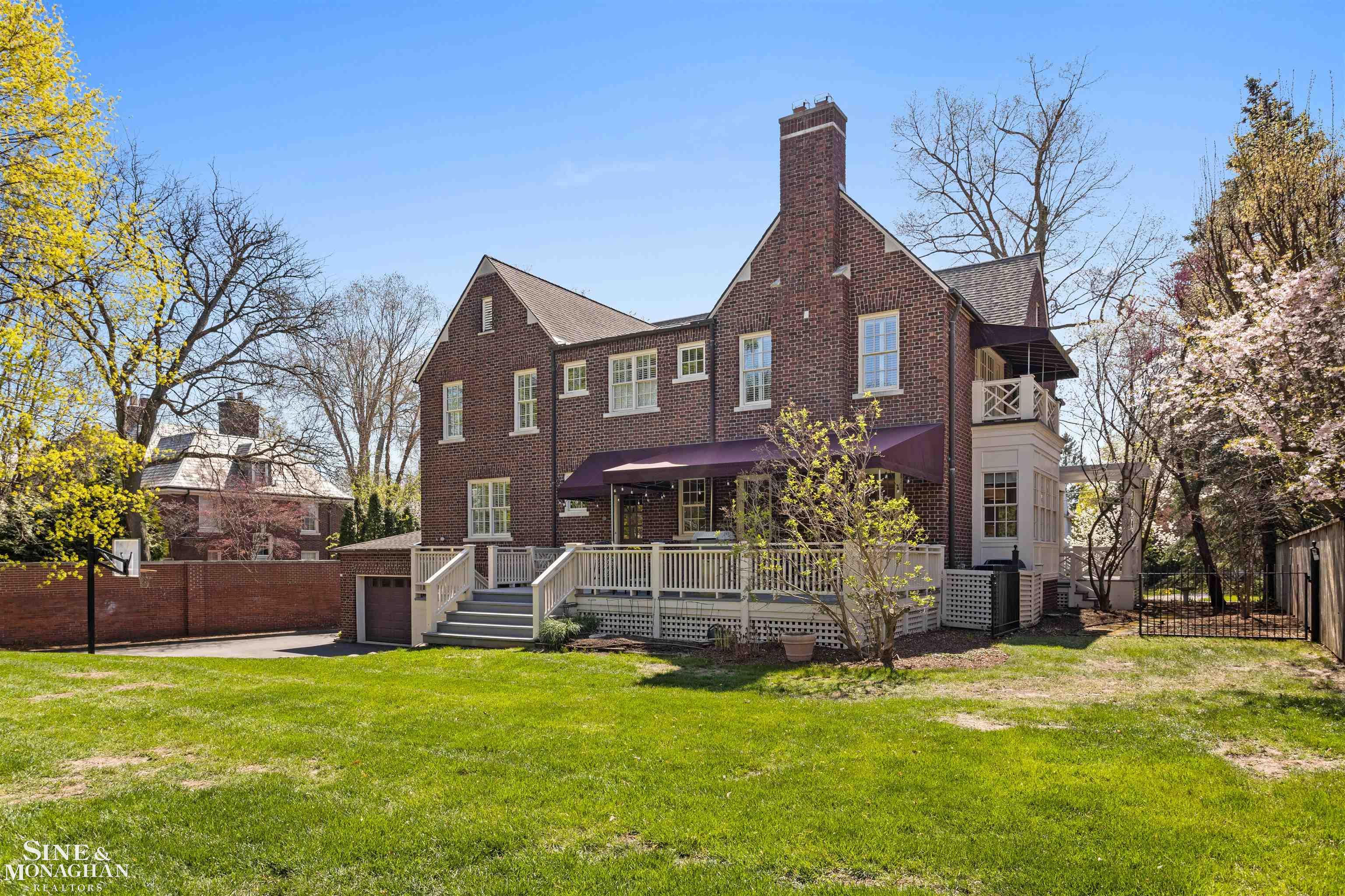 344 Washington Road Grosse Pointe, MI 48230 - Photo 62 of 74 50172790-9f5b2b4b-1f98-4d67-af3b-853e6745e722.JPG