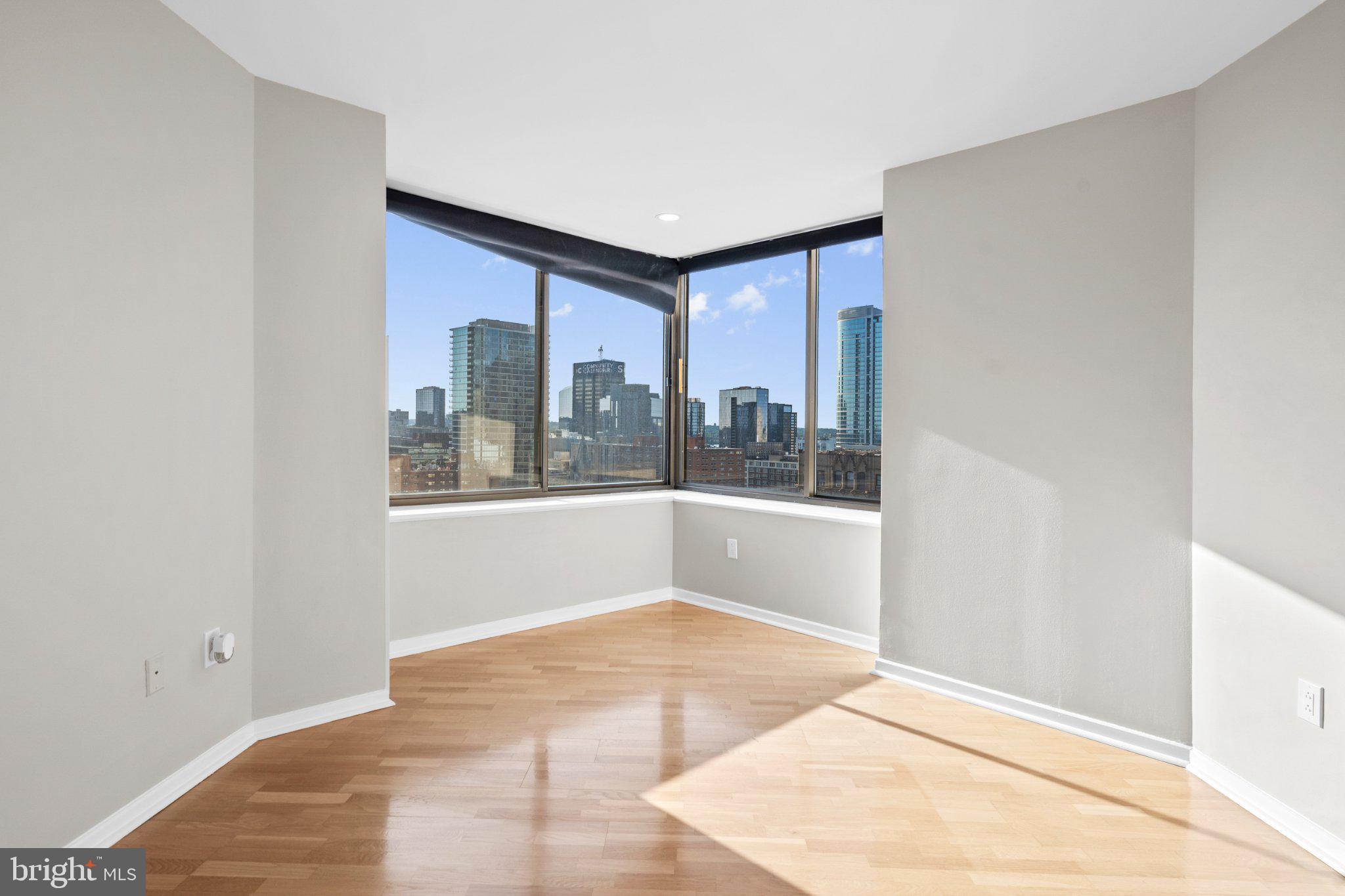 202 West Rittenhouse Square, Unit 1704 Philadelphia, PA 19103 - Photo 17 of 19 Bedroom