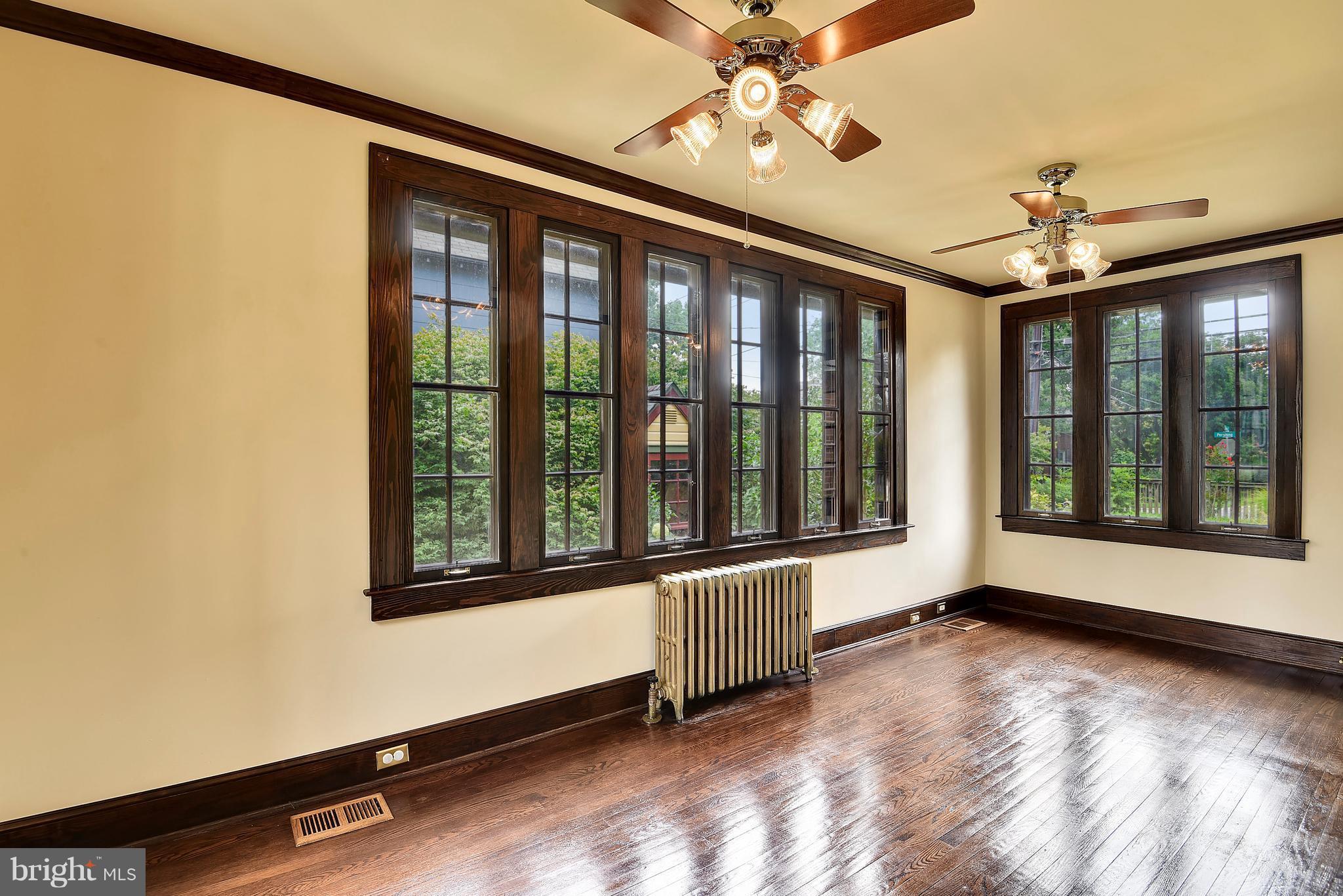 611 Pershing Drive Silver Spring, MD 20910 - Photo 15 of 29 Interior (General)