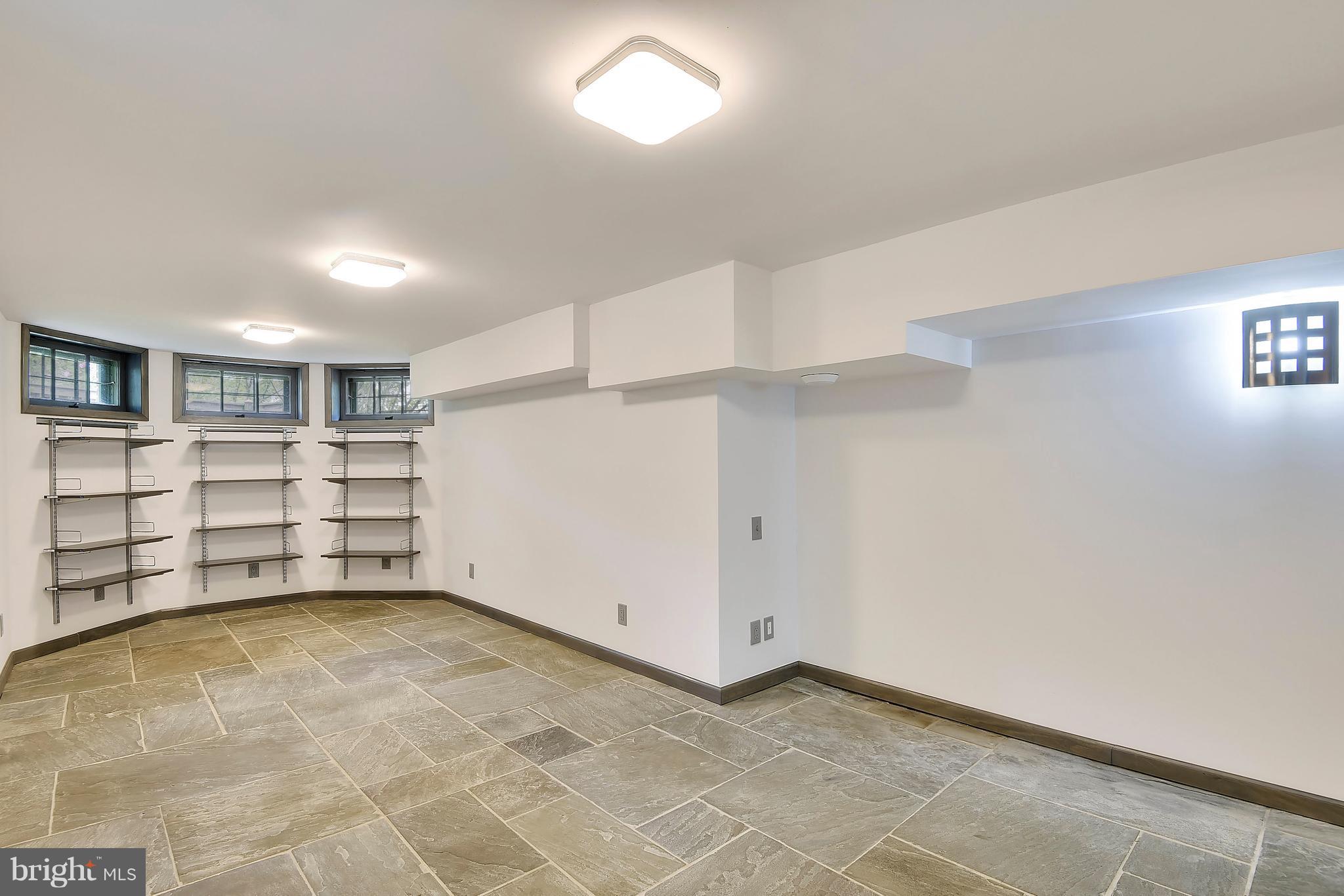611 Pershing Drive Silver Spring, MD 20910 - Photo 24 of 29 Family Room