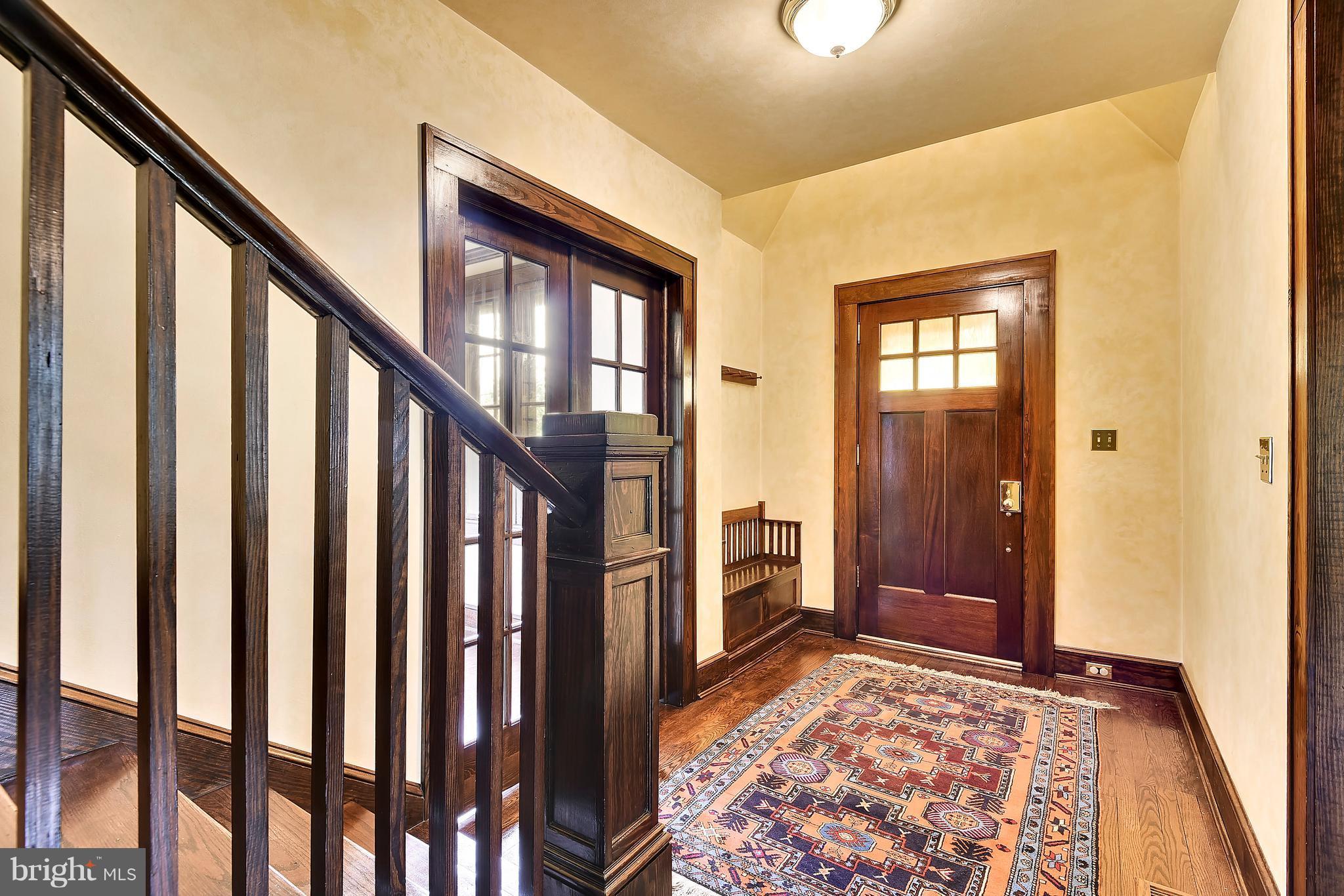 611 Pershing Drive Silver Spring, MD 20910 - Photo 10 of 29 Interior (General)