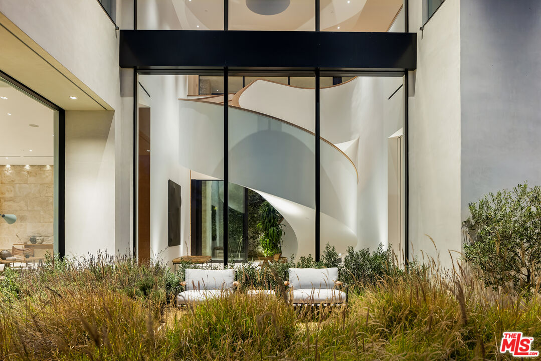 755 Sarbonne Road Los Angeles, CA 90077 - Photo 20 of 24 a view of two chairs in balcony