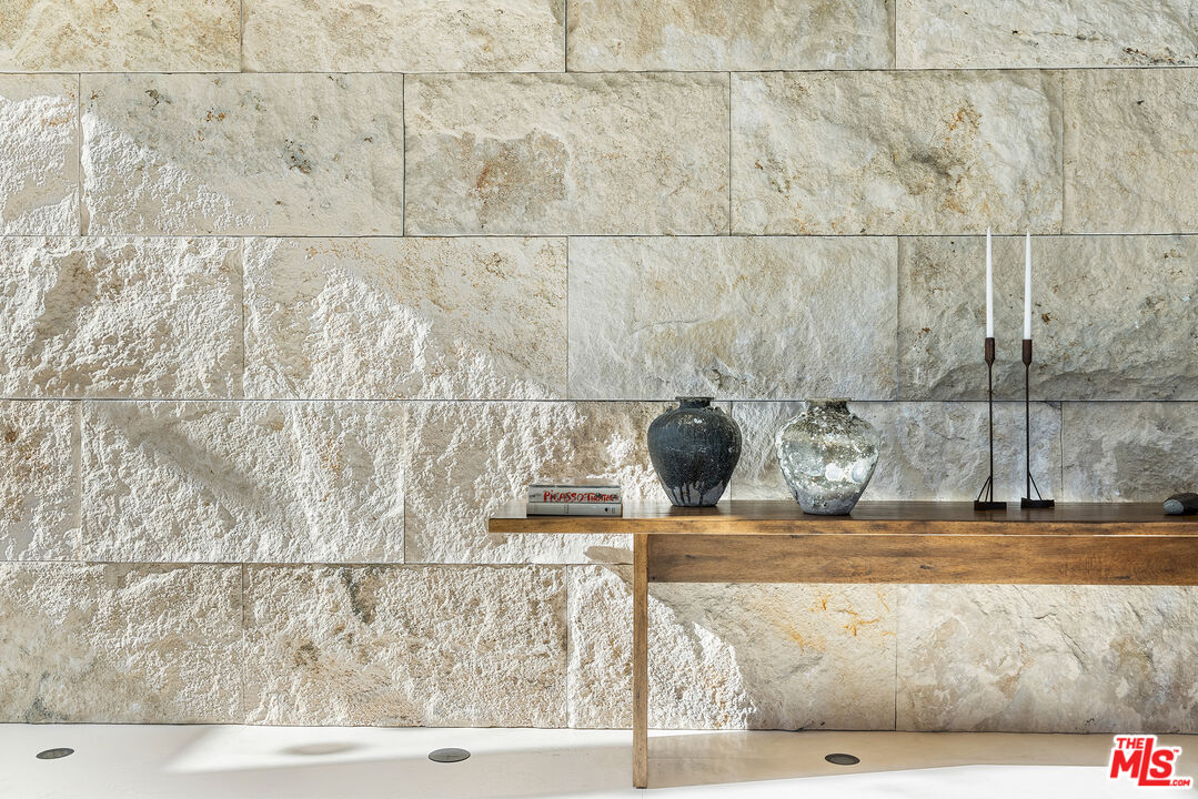 755 Sarbonne Road Los Angeles, CA 90077 - Photo 3 of 24 a view of swimming pool with a yard