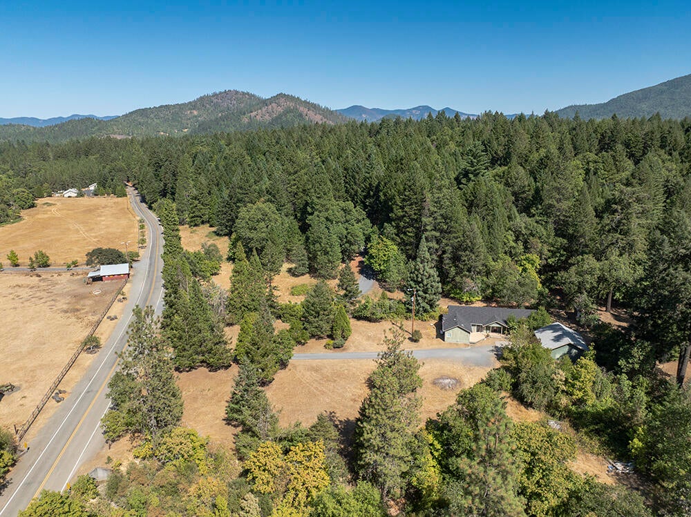 781 Cheney Creek Road Grants Pass, OR 97527 - Photo 45 of 52 45