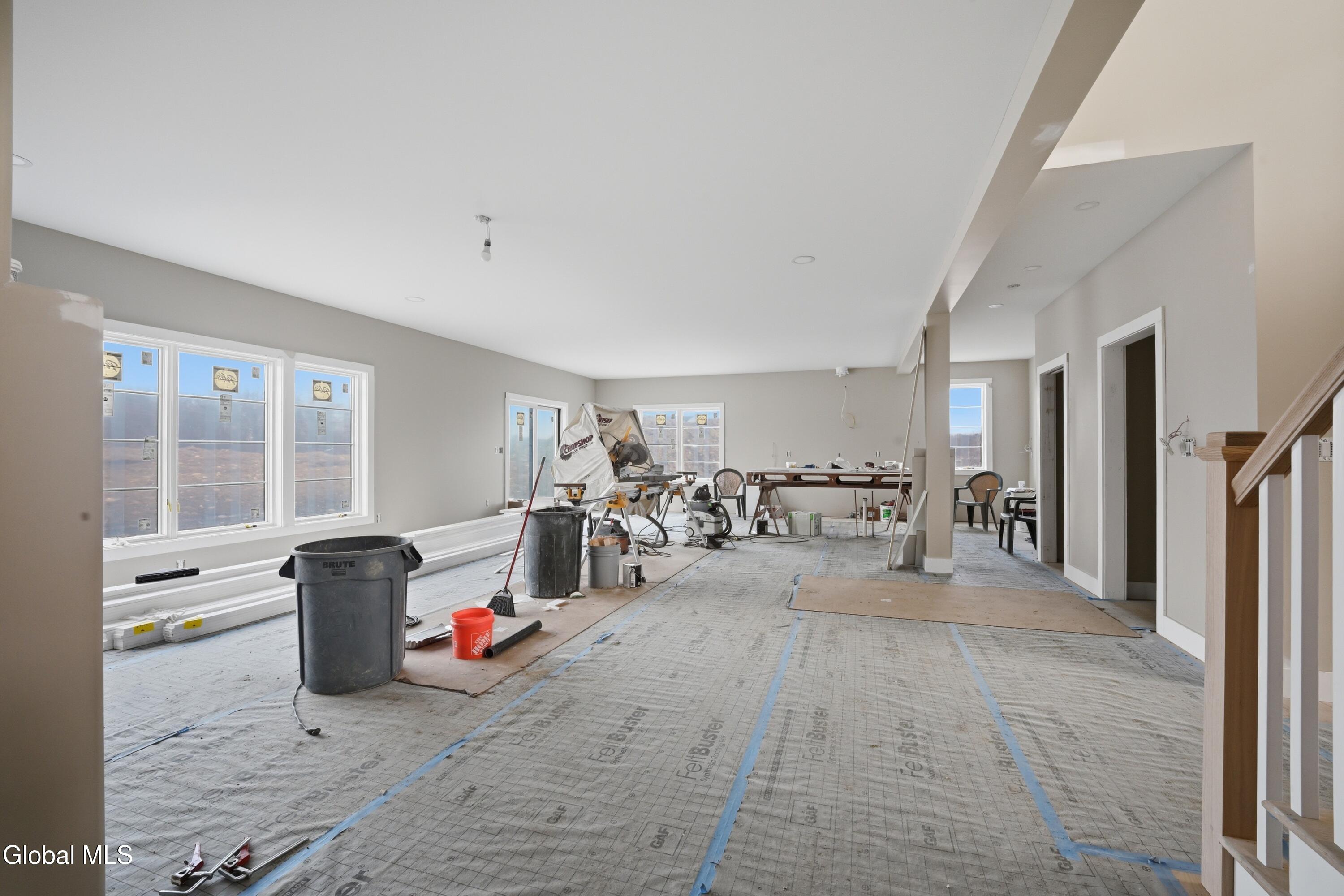 17 Schermerhorn Road Cohoes, NY 12047 - Photo 6 of 24 6