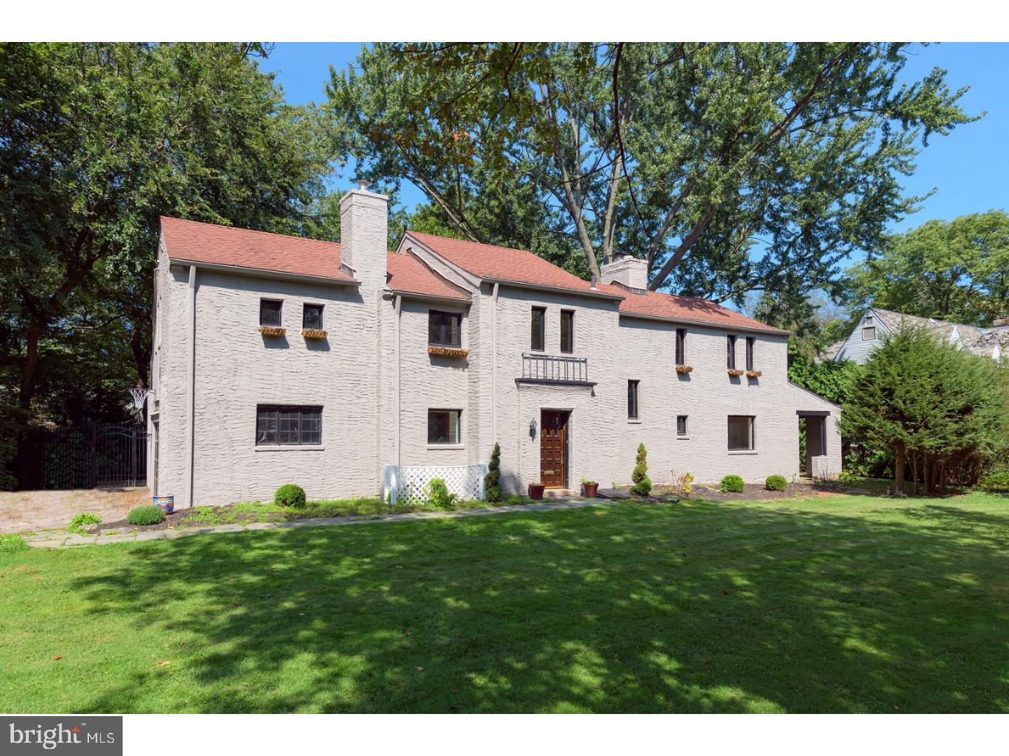 1421 Hillside Road Wynnewood, PA 19096 - Photo 2 of 16 Gallery Image 2