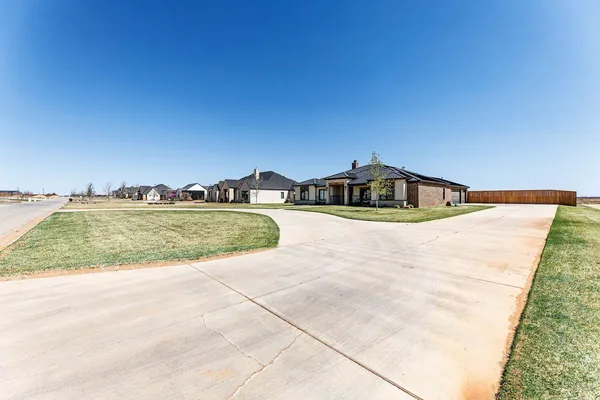 $850,000 | 16703 County Road 1940, Lubbock, TX 79424