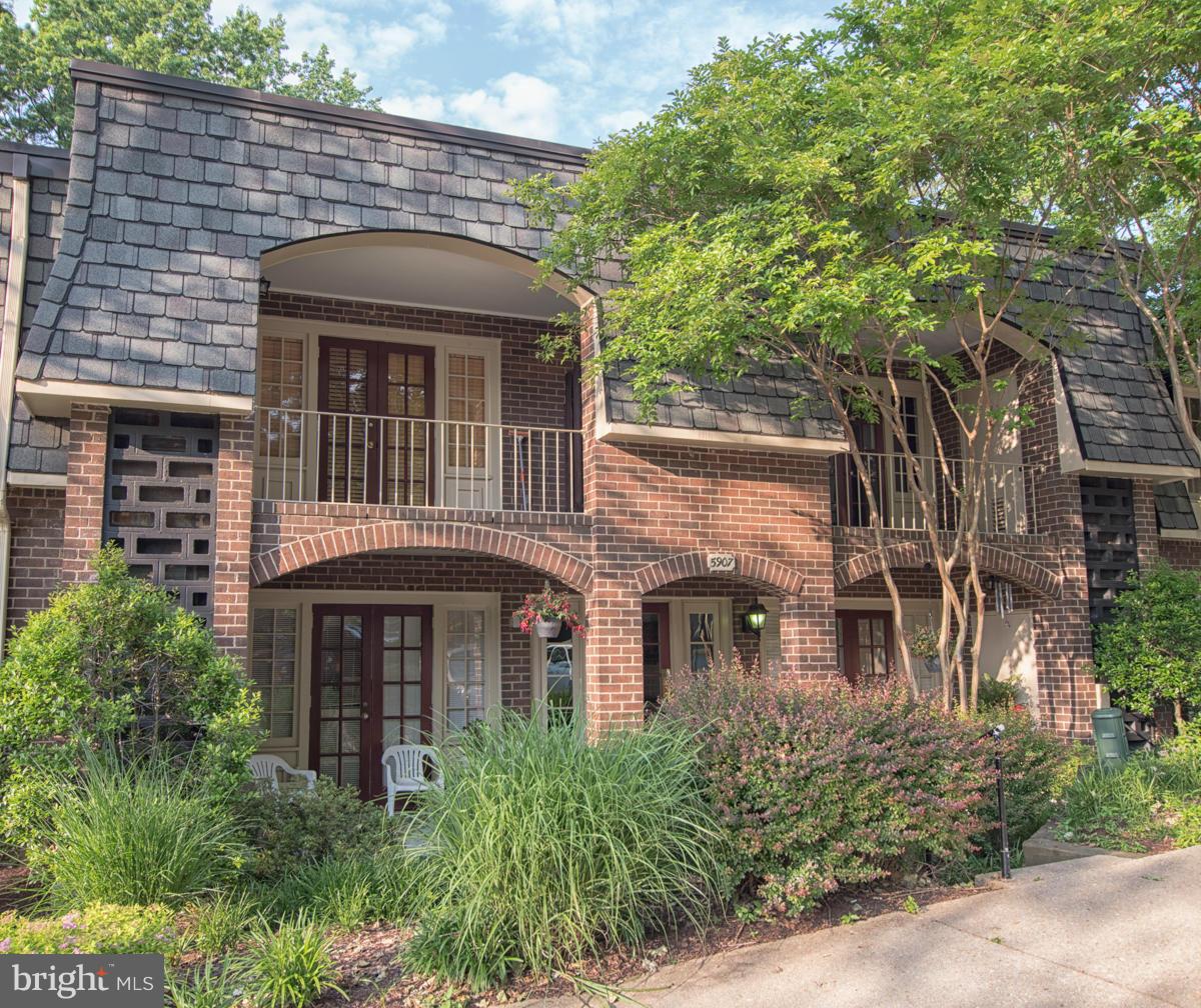 5907 Noblestown Road, Unit 72 Springfield, VA 22152 - Photo 1 of 20 Exterior (Front)
