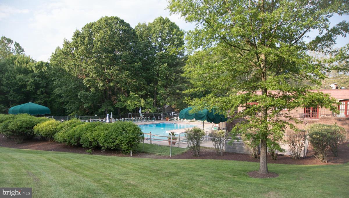 5907 Noblestown Road, Unit 72 Springfield, VA 22152 - Photo 18 of 20 Community Pool
