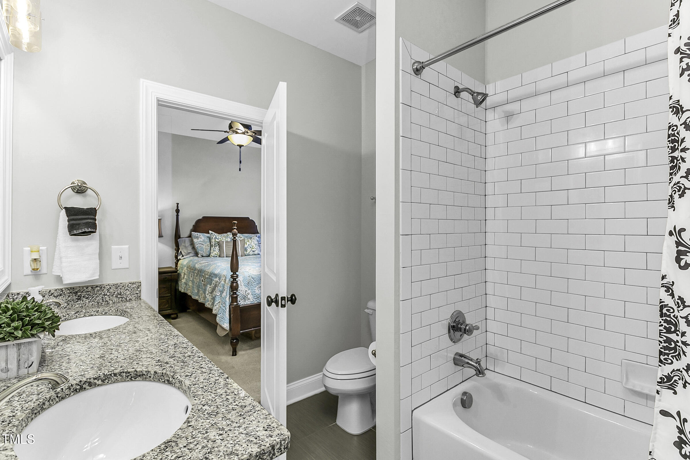 2413 Thurrock Drive Apex, NC 27539 - Photo 23 of 36 2413 Thurrock Dr©WynmorPhotography.com-2