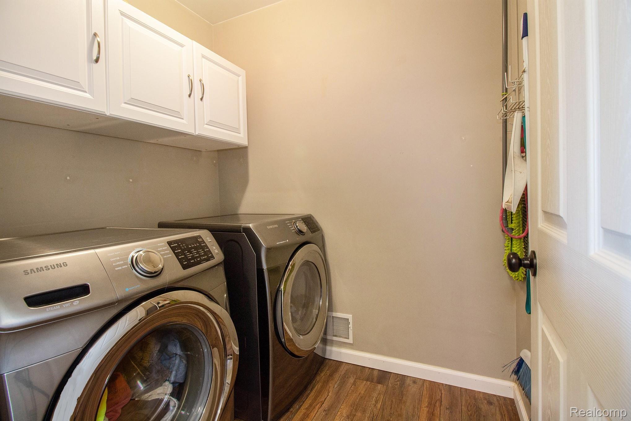 5040 West Coon Lake Road Howell, MI 48843 - Photo 14 of 27 First Floor Laundry Room