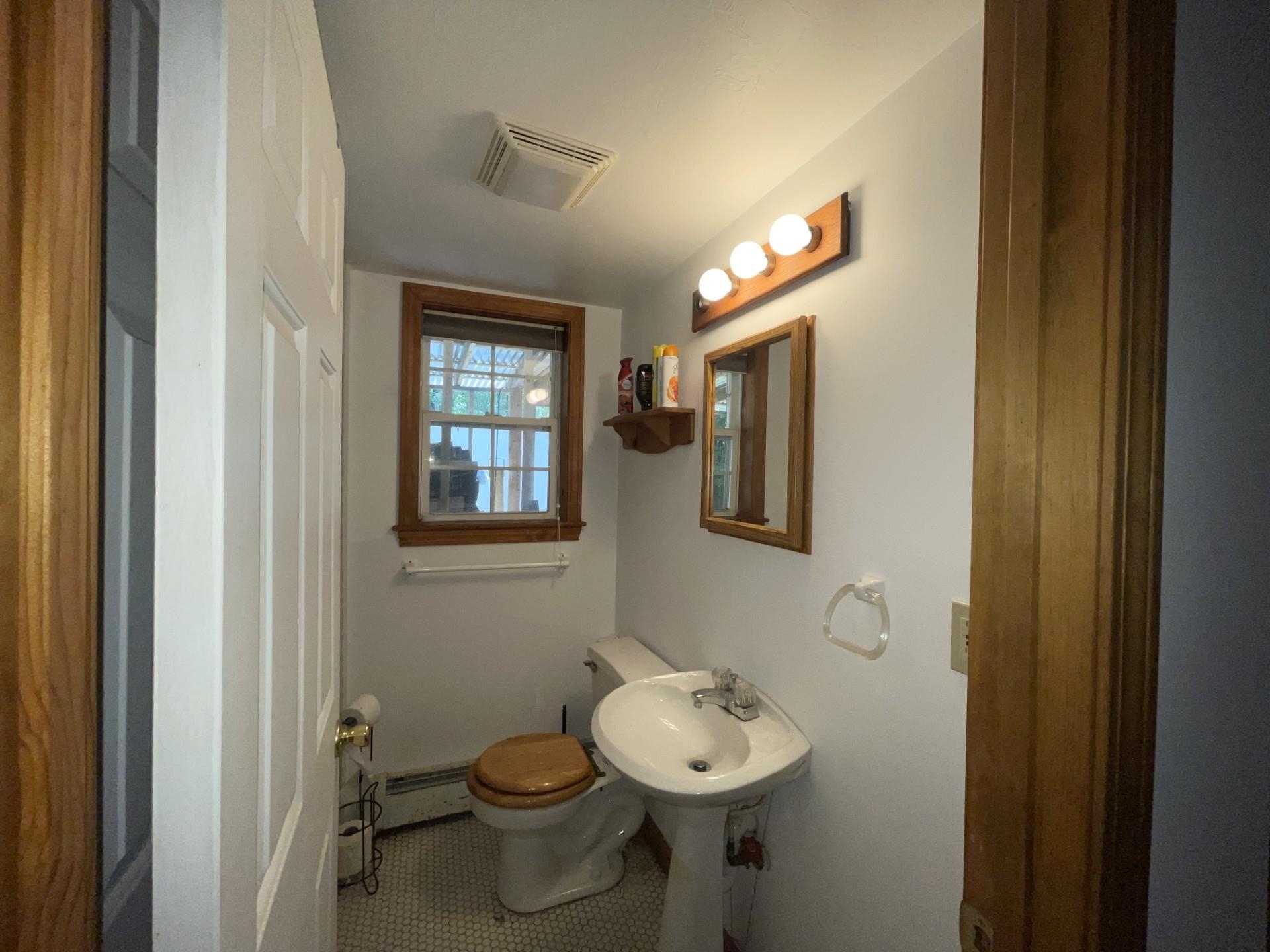 123 Lane Road Holderness, NH 03245 - Photo 12 of 32