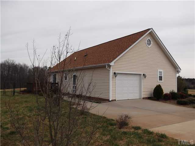661 Walnut Grove Road Oxford, NC 27565 - Photo 4 of 17 Gallery Image 4