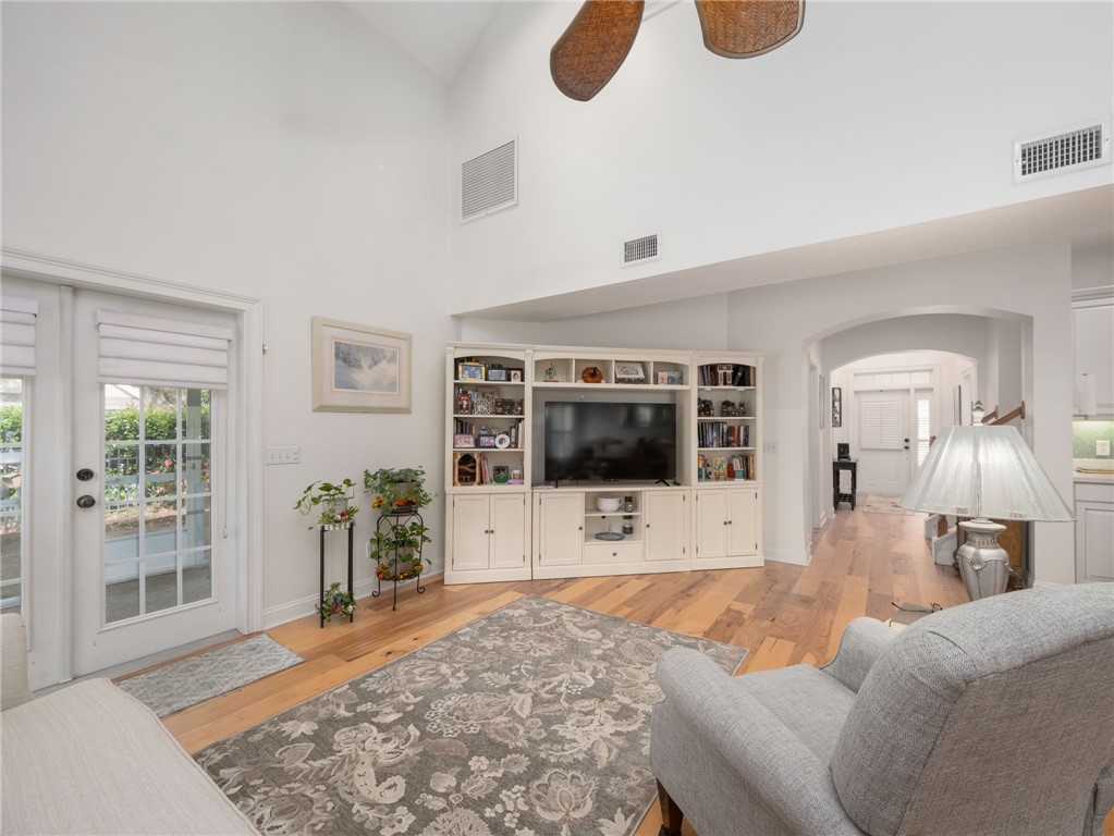 500 Fox Run Circle Brunswick, GA 31525 - Photo 12 of 47