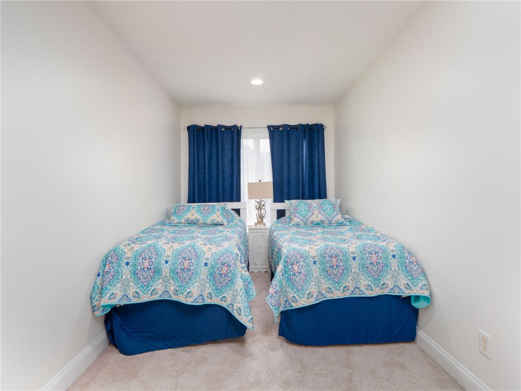 500 Fox Run Circle Brunswick, GA 31525 - Photo 23 of 47 upstairs guest bedroom