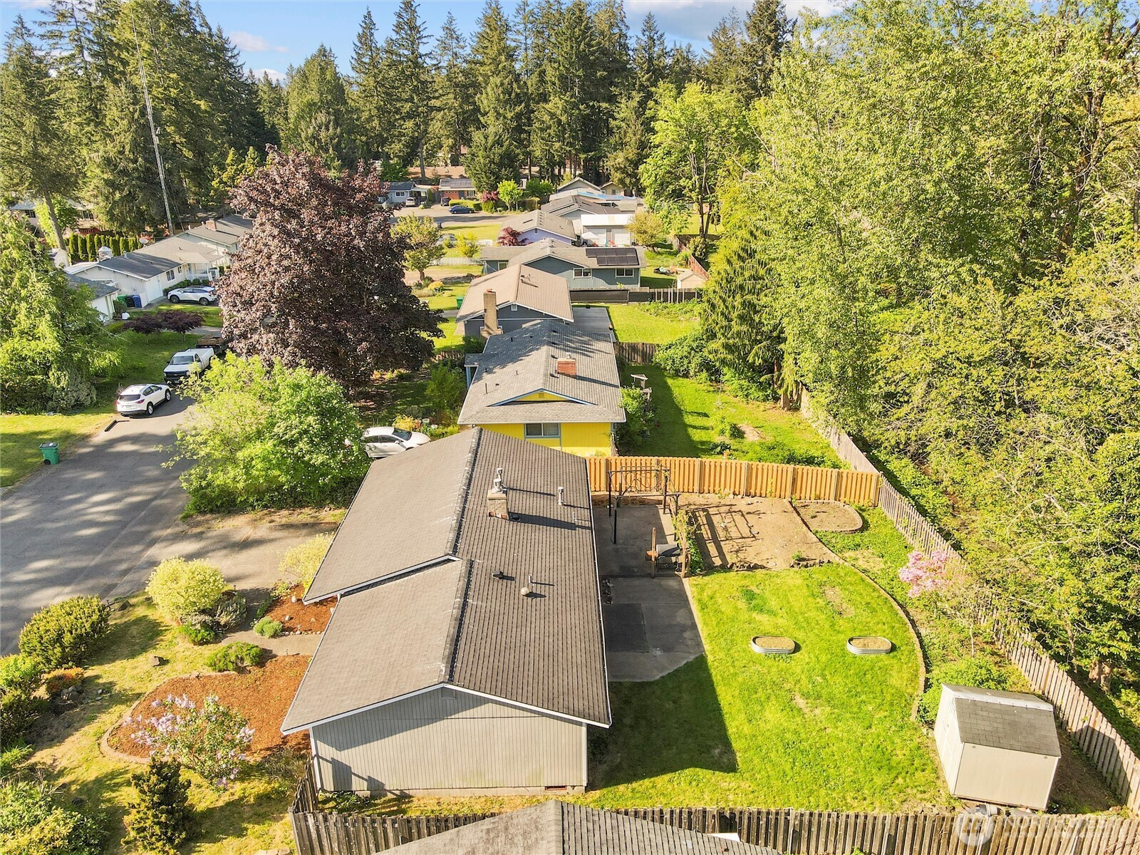 724 Dundee Road Northwest Olympia, WA 98502 - Photo 29 of 31 Gallery Image 29