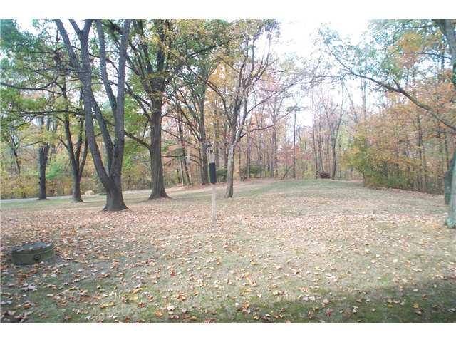 8225 Conarroe Road Indianapolis, IN 46278 - Photo 3 of 23 Gallery Image 3