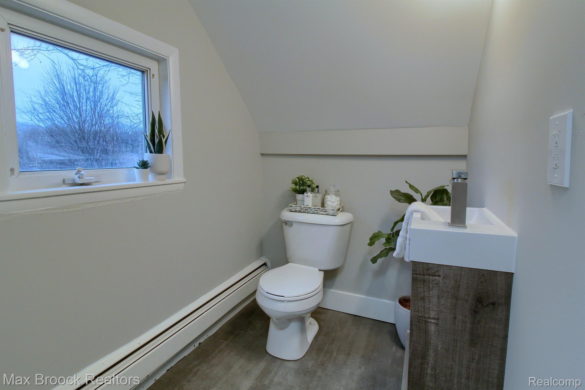 43572 Robson Road Belleville, MI 48111 - Photo 16 of 20 Gallery Image 16
