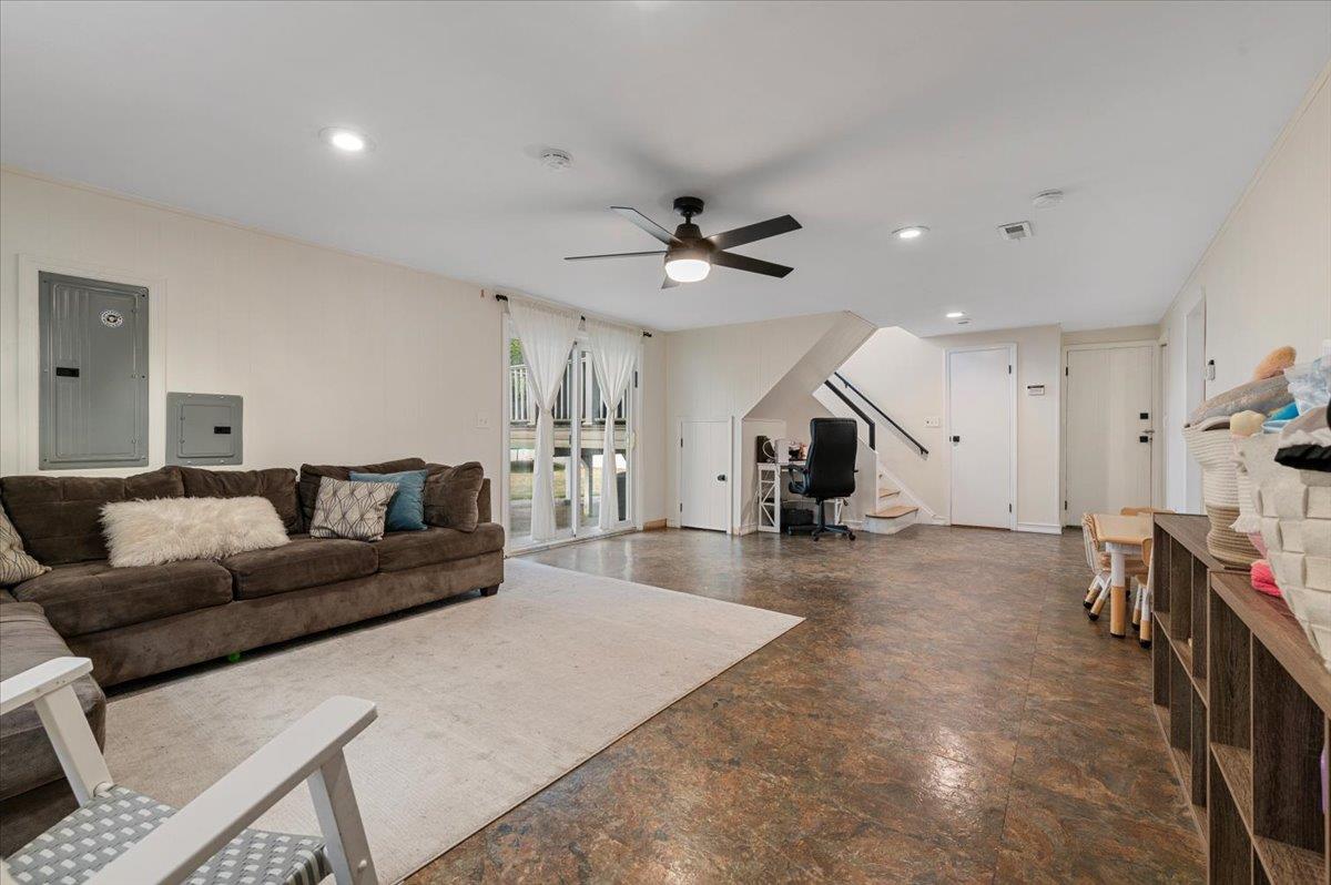 722 Eagle Drive Valley Stream, NY 11581 - Photo 22 of 35 a living room with furniture and kitchen view
