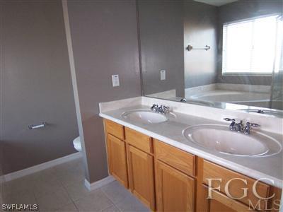 10025 Ravello Boulevard Fort Myers, FL 33905 - Photo 8 of 10 Gallery Image 8