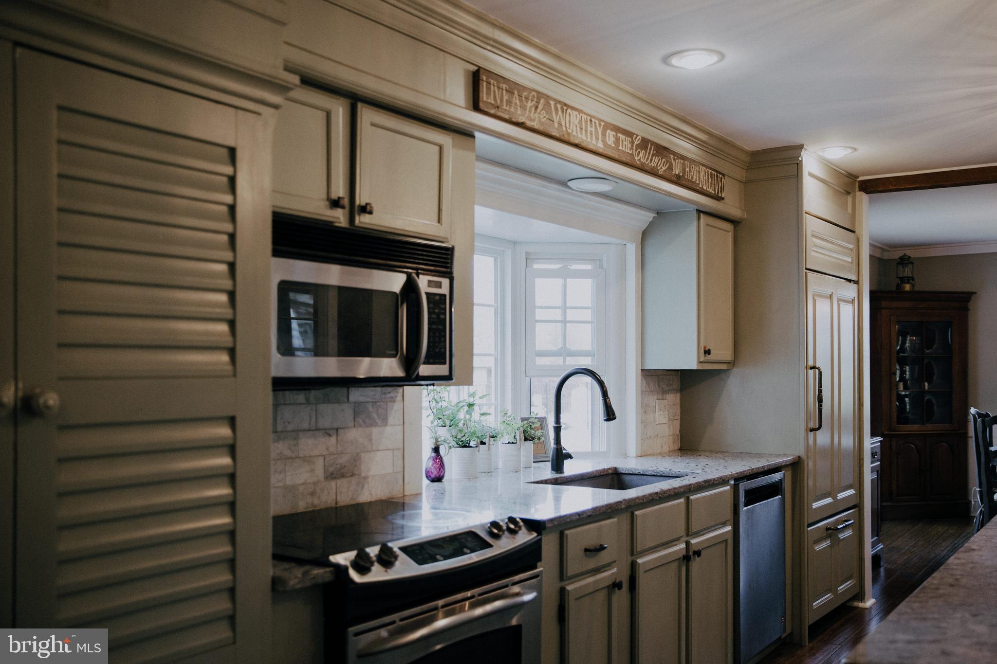 218 Dublin Road Perkasie, PA 18944 - Photo 8 of 64